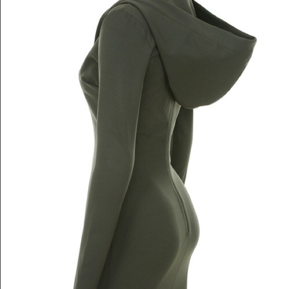 HOUSE OF CB RINA DRESS - Picture 4 of 8
